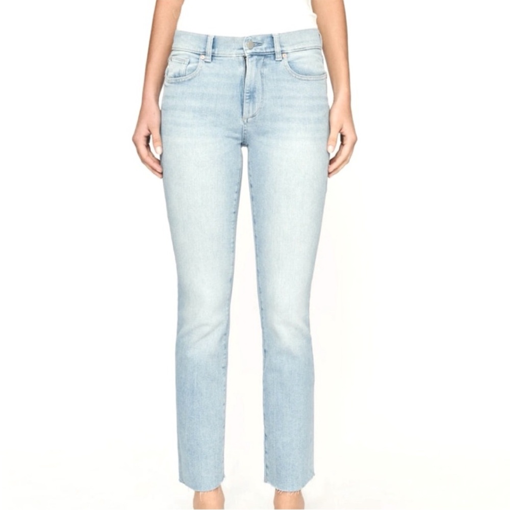 DL 1961 Women's Straight Leg Jeans in Light Blue Size 29